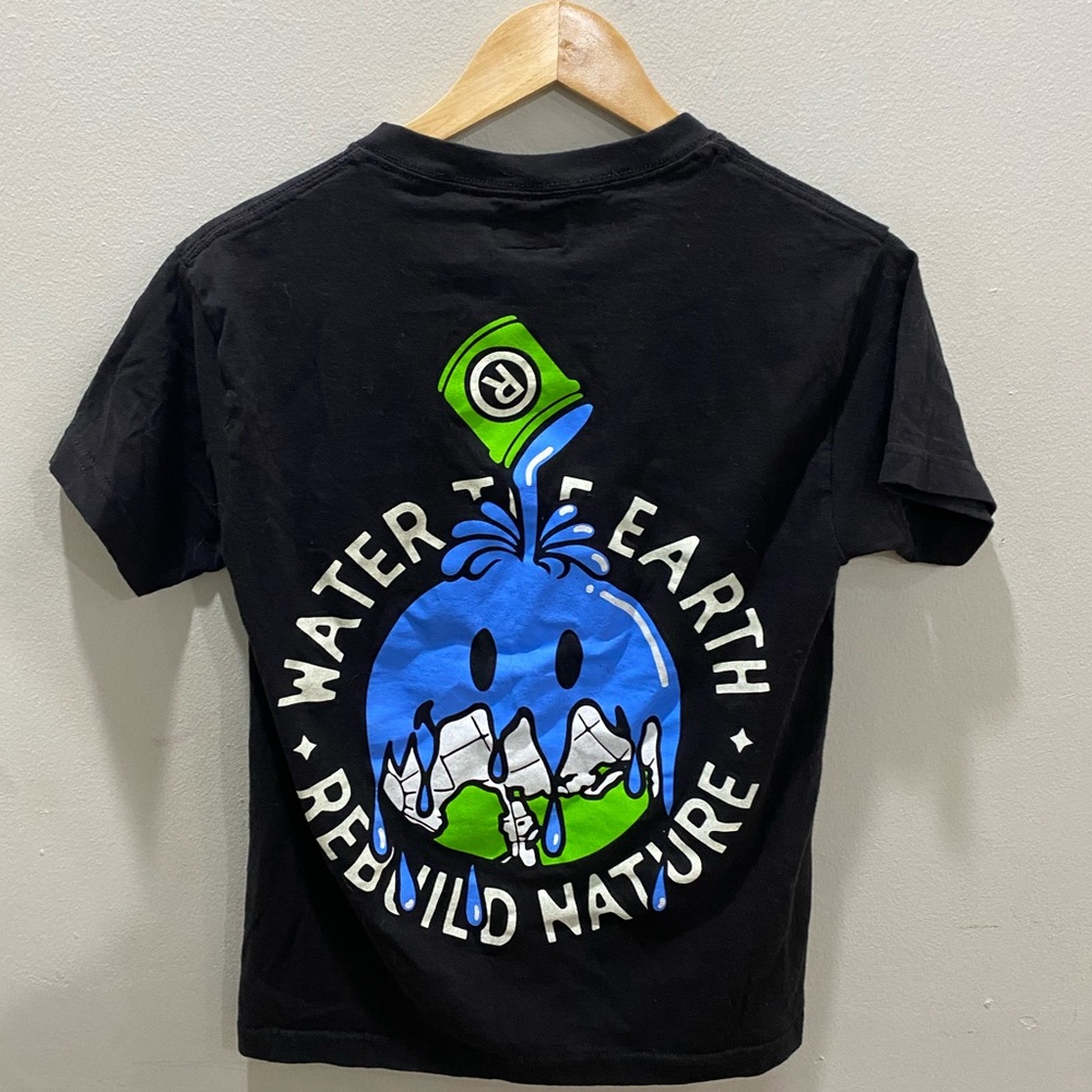 market tee shirt